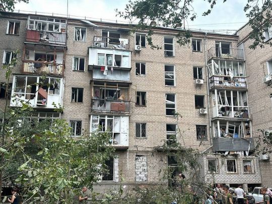 У Миколаєві зросла кількість загиблих та поранених внаслідок ракетного удару 20 липня